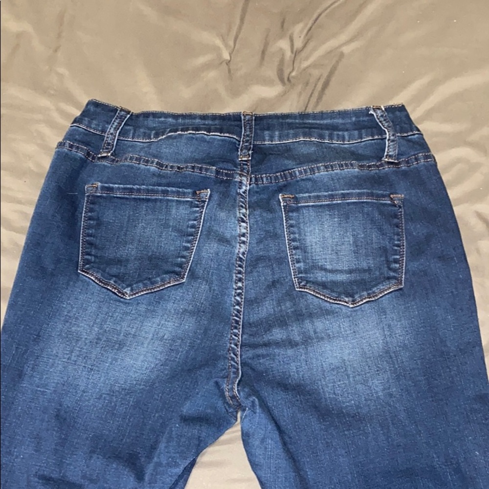 Jeans - Picture 2 of 3